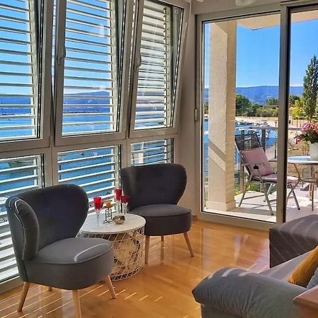Apartment Lora Omiš Exteriör bild