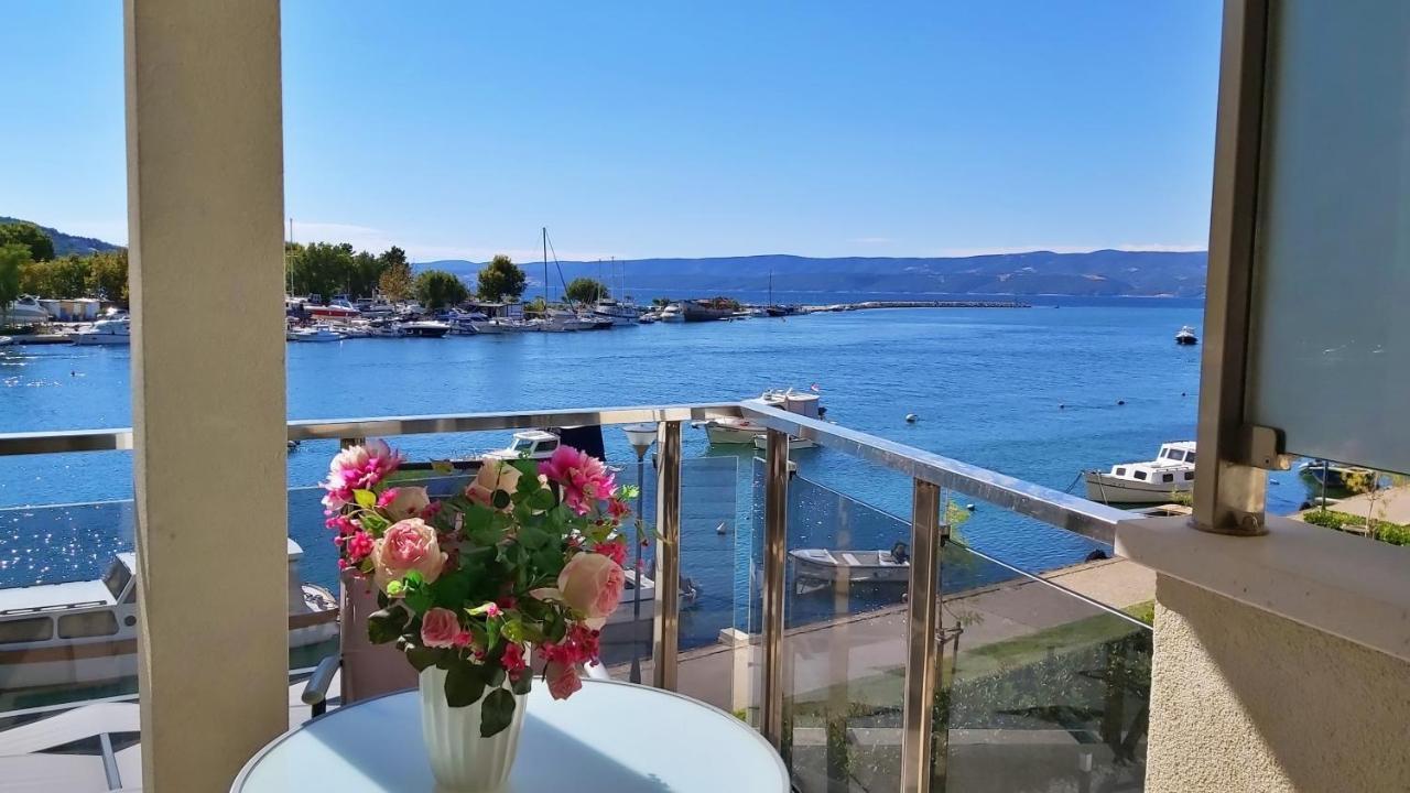 Apartment Lora Omiš Exteriör bild