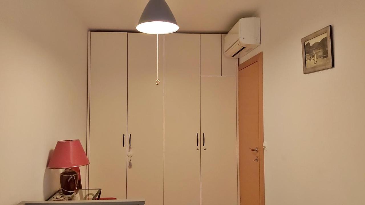 Apartment Lora Omiš Exteriör bild