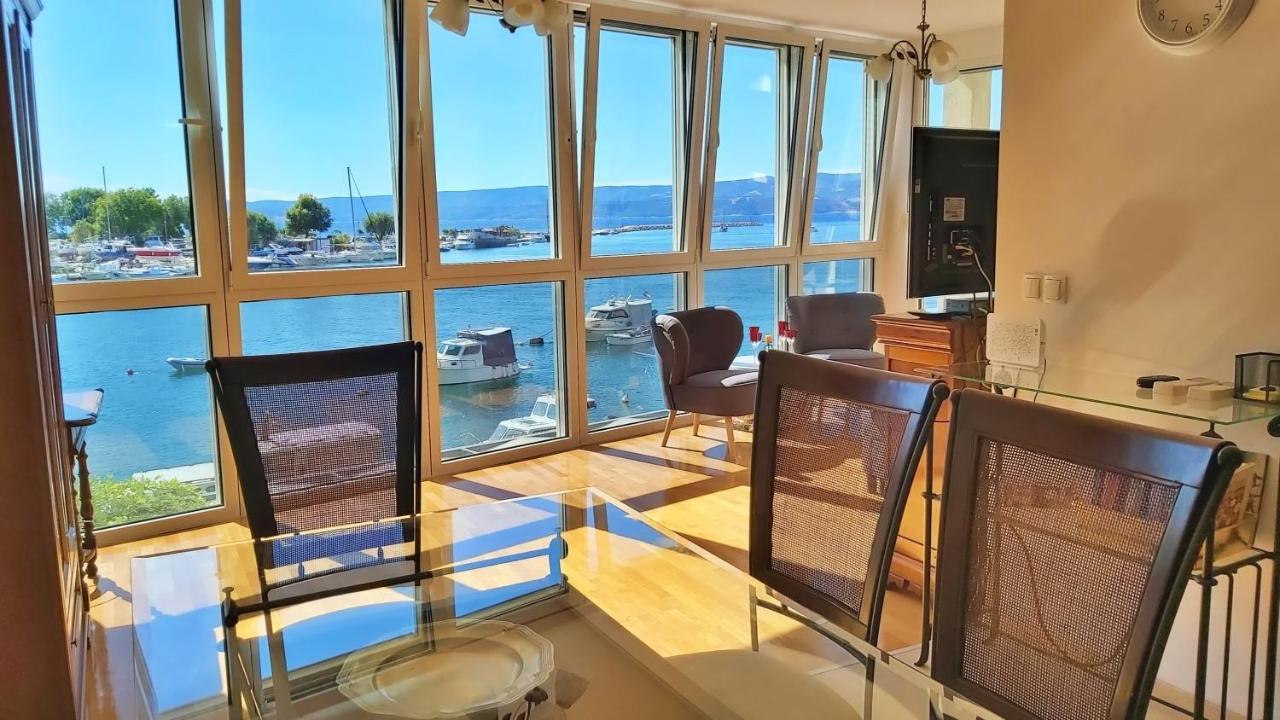 Apartment Lora Omiš Exteriör bild