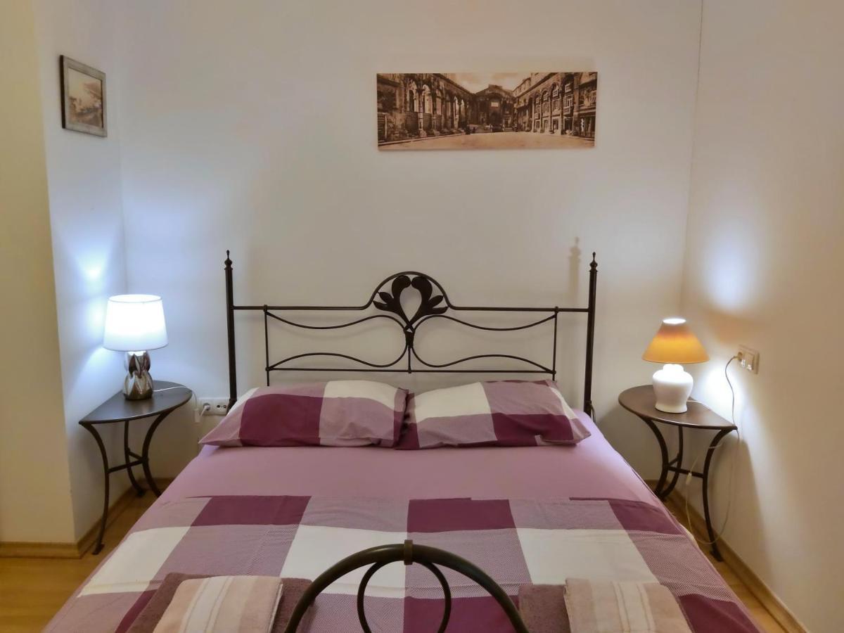 Apartment Lora Omiš Exteriör bild