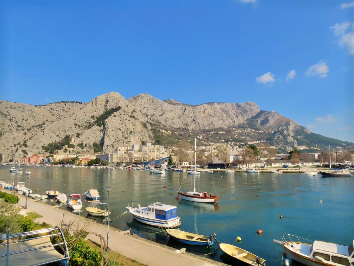 Apartment Lora Omiš Exteriör bild